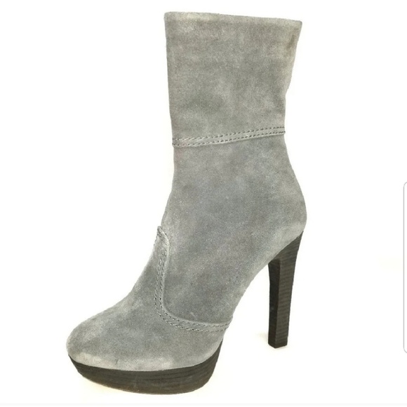 BCBGMaxAzria Aubrey Grey Leather Heeled Boots 7 - Picture 1 of 7
